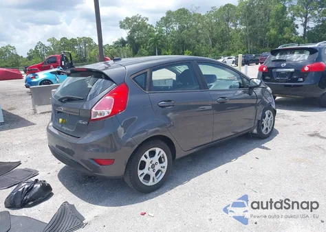 2015 Ford Fiesta Se z USA, uszkodzony, nr VIN 3FADP4EJ0FM219493
